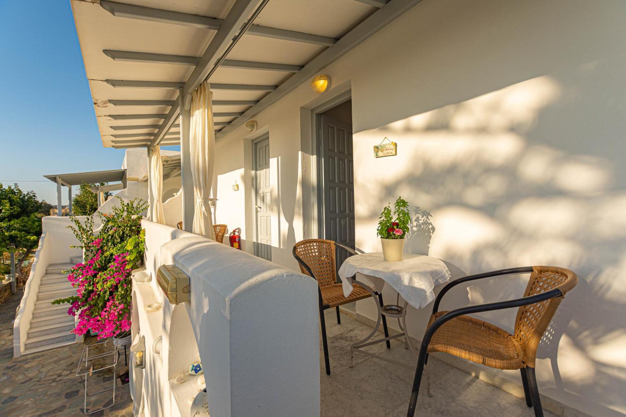 Maroussa Studios Agia Anna  Exterior photo