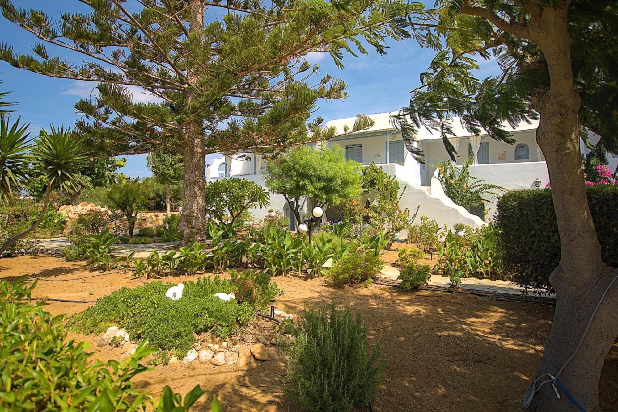 Maroussa Studios Agia Anna  Exterior photo