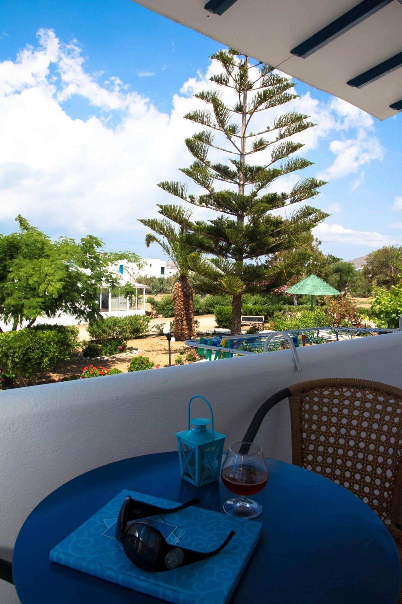 Maroussa Studios Agia Anna  Exterior photo