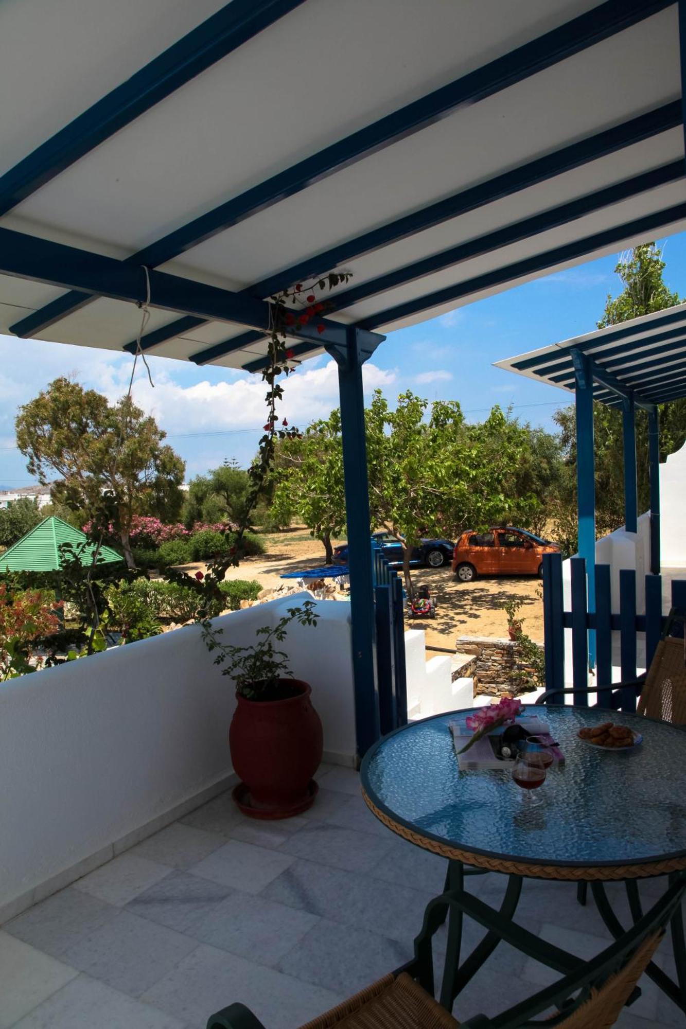 Maroussa Studios Agia Anna  Exterior photo