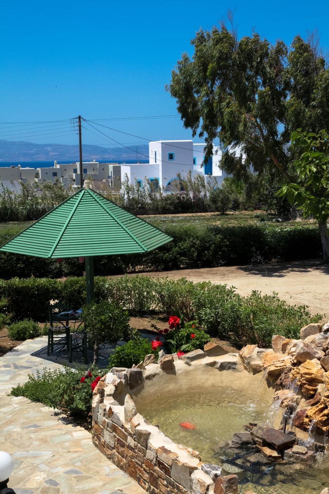 Maroussa Studios Agia Anna  Exterior photo
