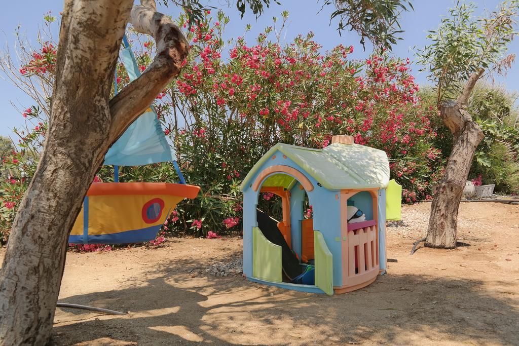 Maroussa Studios Agia Anna  Exterior photo