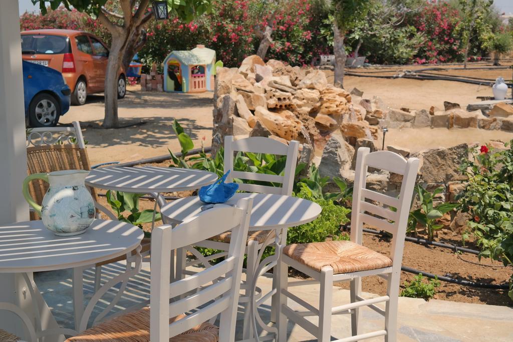 Maroussa Studios Agia Anna  Exterior photo