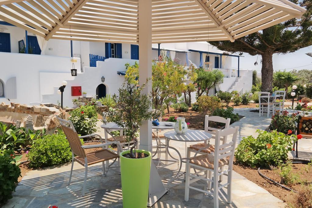 Maroussa Studios Agia Anna  Exterior photo